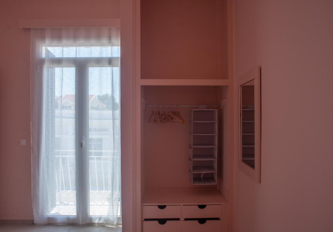 Ann'S Apartment II Ликсури Екстериор снимка