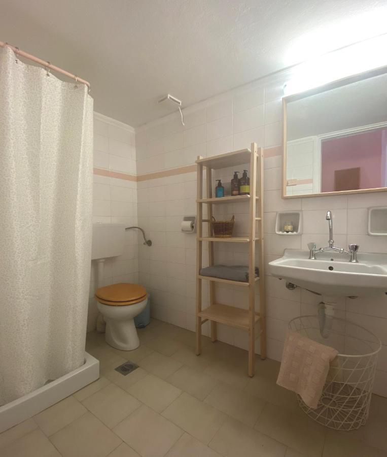 Ann'S Apartment II Ликсури Екстериор снимка